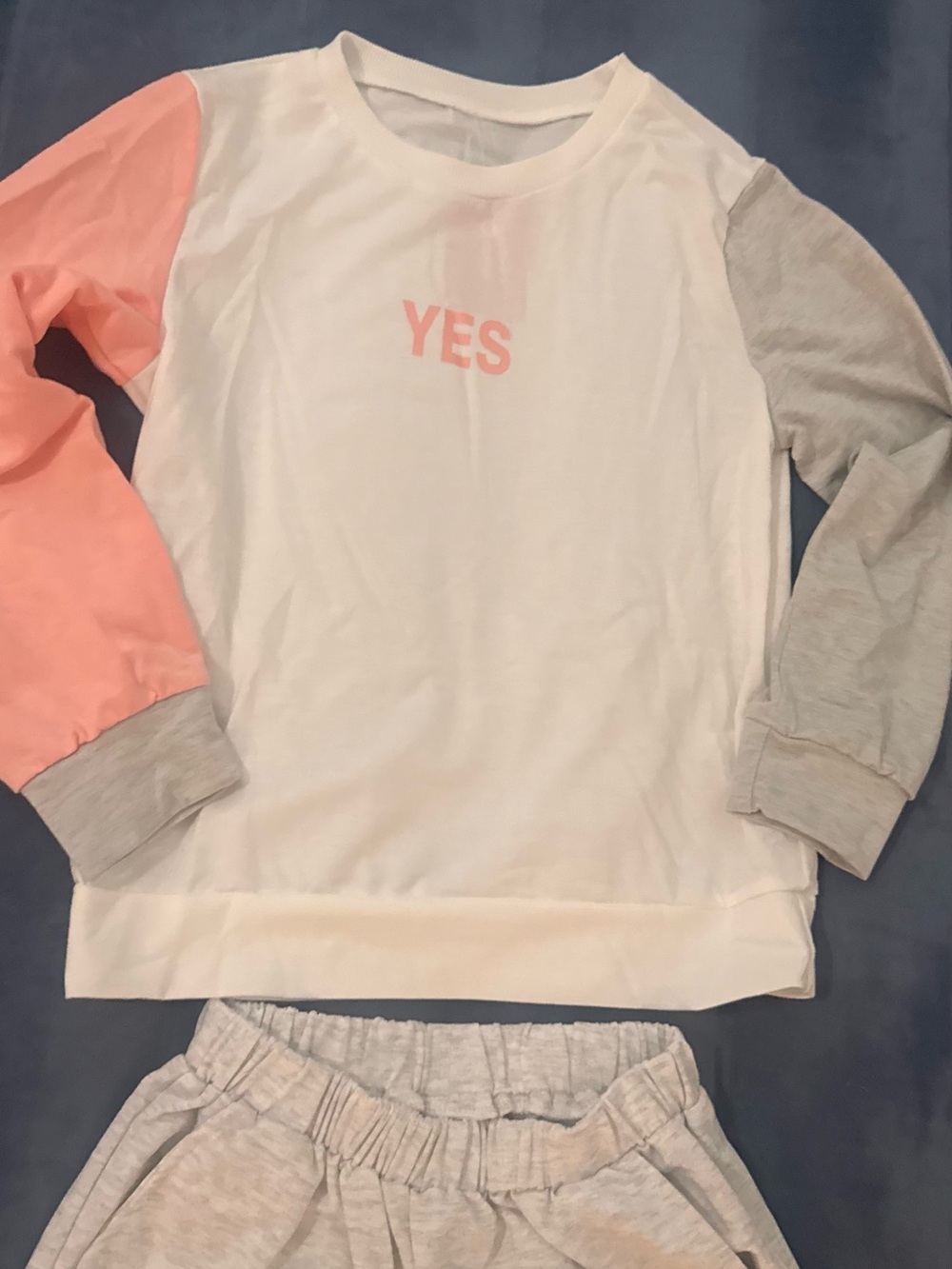 PatPat Kids 'YES' Colorblock  Set - White, Pink & Gray